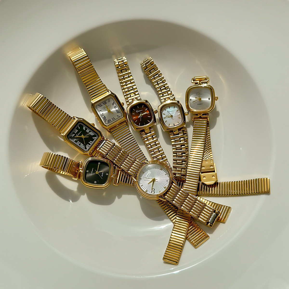 22k Gold Watch Japan Luxury Precision for Women's Wrist