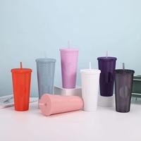 Gobelets en plastique réutilisables personnalisés, gobelets d'eau froide à double paroi de 24Oz, gobelet à café noir mat avec couvercle et paille, vente en gros