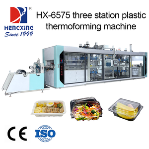 Automatische Drei-Stationen-Doppeldruck-Vakuumformmaschine für PET/PP zur Herstellung von Fast-Food-, Obst-, Gemüse- und Brotbehältern - Product Image 1