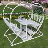 Ensemble de table et de chaises de salle à manger modernes pour l'extérieur, en forme de cœur, en fer forgé, pour jardin, terrasse, hôtel, complexe hôtelier