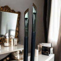 Pinceau éventail de luxe personnalisé pour eye-liner et sourcils, à poils synthétiques, idéal pour le correcteur et le crayon à sourcils