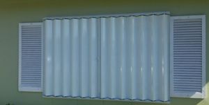 Persianas <span class=keywords><strong>de</strong></span> acordeón <span class=keywords><strong>de</strong></span> <span class=keywords><strong>aluminio</strong></span> personalizadas modernas <span class=keywords><strong>Precio</strong></span> <span class=keywords><strong>de</strong></span> fábrica Persiana enrollable plegable para exteriores horizontal a prueba <span class=keywords><strong>de</strong></span> huracanes y tifones - Product Image 2