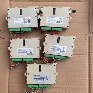 Módulo de Control de Temperatura Delta DVP04TC-S PLC, Programable, 32 E/S, 4AI, Entrada Analógica, Comunicación Modbus para Uso Industrial - Product Image 1