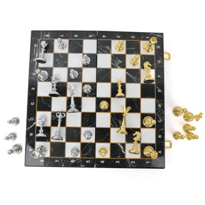 Meistverkauftes und Hochwertiges Glitzer-Gold 6680 Schachspiel - Acryl mit Zinklegierungsgewicht, Unverzichtbar für Jeden Raum im Einzelhandel - Product Image 4
