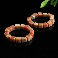Bracelet en pierres carrées de pierre de lune orange naturelle Aiyu en gros, bracelet en cristal de pierre de soleil, fournitures pour diffusion en direct