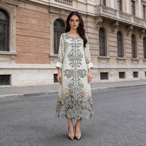 Robe Abaya Maxi de Luxe en Polyester Imprimé de Haute Qualité, Nouveau Style Élégant pour Femmes Musulmanes, Personnalisation OEM en Gros - Product Image 1