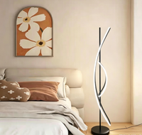 Lámpara de Pie Curva de Estilo Nórdico Minimalista |   Lámpara de Pie Ambiental para Hoteles, Salas de Estar, Dormitorios y Uso Junto a la Cama