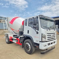 Camion malaxeur à béton Dongfeng à essieu unique haute efficacité, moteur Yuchai 240 chevaux, tambour de mélange de 7,5 mètres cubes avec moteur