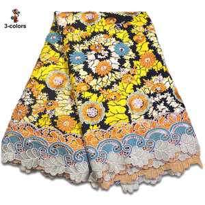 Tissu en dentelle 3D à motifs floraux africains, également appelé dentelle à cordon ou dentelle vénitienne, pour d'autres robes de soirée, vêtements de soirée et tenues de tous les jours - Product Image 1