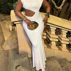 เดรสแฟชั่นผู้หญิงแบบสวม คอเฉียง แขนกุด ทรงปลายหางปลา สีพื้น แต่งผ้าแบบแพทช์เวิร์ค จับจีบ ดีไซน์โดดเด่น สไตล์สตรีท - Product Image 2