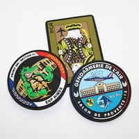 PVC crochet et boucle patchs souples fer sur les vêtements 3D personnalisé Silicone privé en caoutchouc presse à chaud en relief Logo étiquettes pour vestes