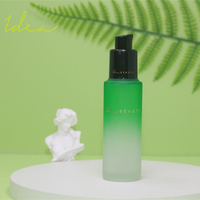 Décoration personnalisée nouvelle promotion vaporisateur dégradé de style chaud et tête de pompe d'émulsion d'impression par feuille bouteille en verre de 50 ml