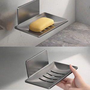 Jabonera rectangular gris acero para montar en la pared con drenaje, sin perforaciones, para almacenamiento en el baño. - Product Image 3