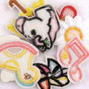 En gros, porte-clés bracelet mignon, patch brodé vierge en toile, matériaux en métal, plastique, silicone et alliage, sangle tendance, cadeau - Product Image 3