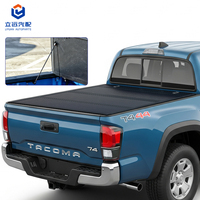 Couverture de benne tri-pliante en alliage d'aluminium à profil bas, la plus vendue, pour Toyota Tacoma 2024-2025 avec benne de 6 pi (74 po) – Accessoires pour camionnettes