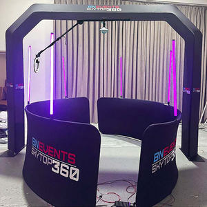 2026 Vente en gros de lumières LED personnalisées à changement de couleur, alimentées par batterie, pour <span class=keywords><strong>fond</strong></span> de photomaton 360° - Product Image 4