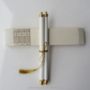 Parchemin de mariage de couleur Beige Offre Spéciale personnalisé avec boîte Invitation de mariage de défilement royal Cartes de <span class=keywords><strong>menu</strong></span> d'anniversaire personnalisées - Product Image 4