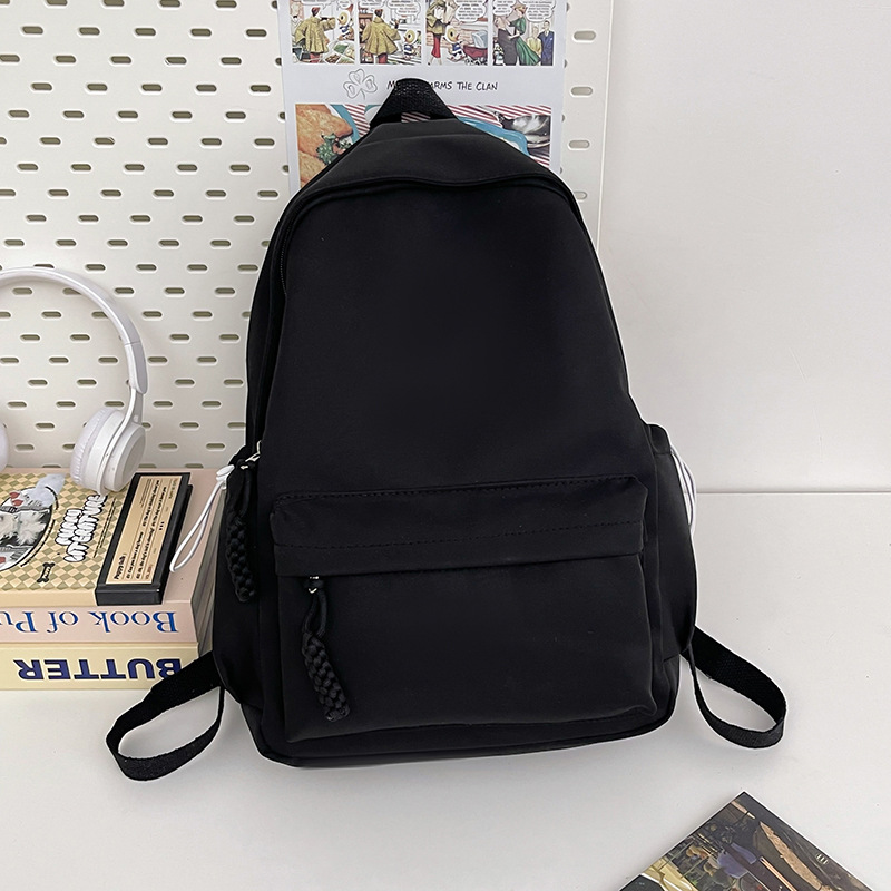 Black without pendant