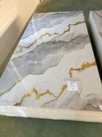 Feuille de marbre de PVC imperméable de panneau UV de haute qualité avec la conception de verrouillage pour les murs intérieurs et la décoration en bois