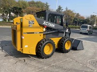 Leistungs starker XC760K Kompakt lader für den Einsatz im Logistik hof mit 24/7 Tech-Hilfe