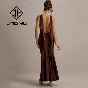 Nouvelle robe maxi décontractée de luxe en satin marron à col haut réglable, robe maxi en satin de haute qualité - Product Image 4