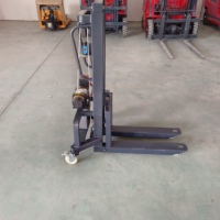 Mini chariot élévateur à hydrogène, alimenté par pile à combustible, capacité de 150 kg, transmission intégrale, hauteur de levage jusqu'à 1200 mm, design pliable