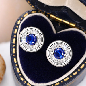 Orecchini a perno classici rotondi da donna, semplici ed eleganti, accessori per l'uso quotidiano - Product Image 2