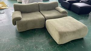 Italian Modern Chesterfield Living Room <strong>Sofa</strong> Set with Sponge Filled Sectional Couches for Mall Use - Product Image 4
