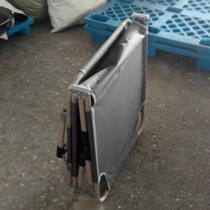 <span class=keywords><strong>Lettino</strong></span> Pieghevole Portatile Reclinabile <span class=keywords><strong>con</strong></span> Telaio in Metallo Resistente per Ufficio, Ospedale, Ospiti, Esterni e Campeggio - Product Image 6