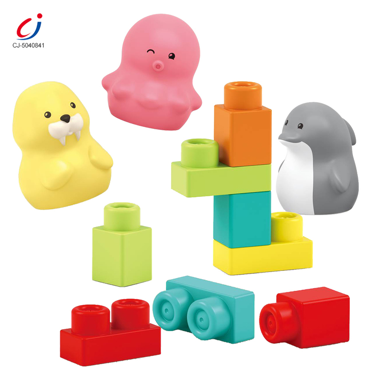 Chengji Blue Whale Plastic Bath Toy
