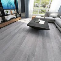 Carreaux de parquet d'épaisseur 5mm Piso Vinilico Emboîtement Planche de vinyle bois revêtement de sol spc avec tampon IXPE 1.5mm