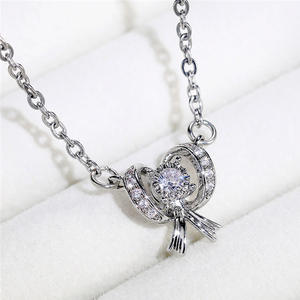 Collier pendentif nœud XL283 en argent 925 plaqué or avec cristaux et strass sertis griffe, chaîne maille forçat, unisexe, pour usage quotidien - Product Image 4