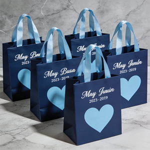 Sacchetti Regalo di Lusso Personalizzati FB22 <span class=keywords><strong>con</strong></span> Manici a Nastro per Matrimoni, Addii al Nubilato, Feste, Omaggi <span class=keywords><strong>con</strong></span> <span class=keywords><strong>Nome</strong></span> e Data Personalizzati - Product Image 2