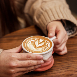 Taza de Café de Cerámica Yao Bian, Estilo Americano Retro, Lujo Ligero Vintage, Alta Calidad, para Hogar, <span class=keywords><strong>Restaurante</strong></span> y Uso en Exteriores, Logotipo Personalizado - Product Image 4
