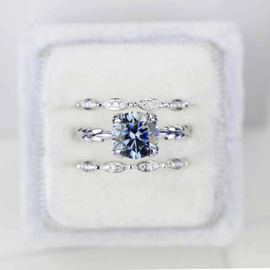 Anillo de Compromiso y Matrimonio de Plata de Ley S925 con Moissanita Oscura y Clara de 2 Quilates para Mujer, Juego de Tres Anillos de Eternidad - Product Image 3