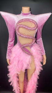 فساتين نسائية من نوكانس نوفانس، تشكيلة جديدة 2023، فستان سهرة وردي مزين بالريش والماس، فستان سهرة أنيق وجذاب للحفلات - Product Image 4