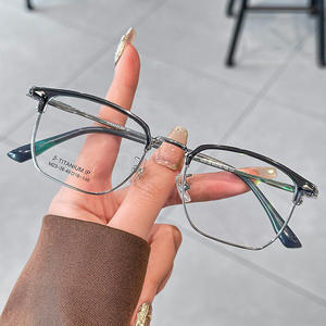 Gafas Ópticas de Moda Danyang para Hombre, Montura Cuadrada de Titanio M23 26, Lentes de Plástico Medianas, Puente Nasal Estándar - Product Image 5