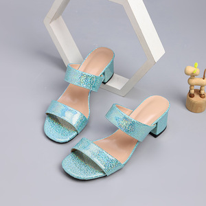 صنادل نسائية عالية الجودة بكعب مفتوح من الأمام 5 سم، شباشب نسائية عصرية بكعب عالٍ لعام 2026 - Product Image 3