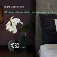 Jam Alarm Digital LED ABS Modern dengan Kontrol Suara, Monitor Suhu, dan Baterai, untuk Meja/Dinding Elektronik