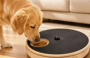 Juguete Interactivo Dispensador de Golosinas para Perros y Gatos, Rascador Giratorio de Goma para Patas con Golosinas Ocultas - Product Image 2