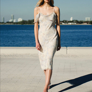 Vestido Midi de Gasa con Estampado Floral Acuarela para Mujer, Cuello Drapeado, Tirantes Finos, Elegante y Fluido para Vacaciones y Fiestas - Product Image 1