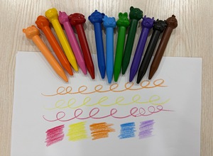 Crayones Lavables Artísticos de 12 Colores con Diseño de Animales de Dibujos Animados, Juego de Suministros de Aprendizaje de Cera a Base de Aceite para Niños, Empaque en Caja de Color - Product Image 4