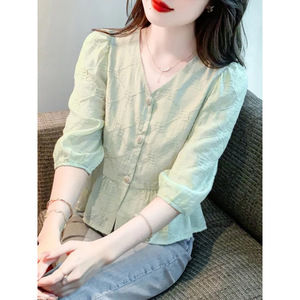 Women's Loose Fit 3/4 Sleeve V-Neck Tops - Casual Blouses For Work & Fall Fashion