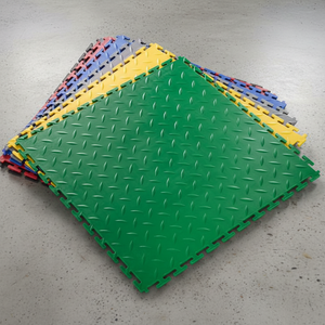 Dalles de <span class=keywords><strong>sol</strong></span> en PVC durables, imperméables, faciles à assembler, parfaites <span class=keywords><strong>pour</strong></span> les <span class=keywords><strong>sous</strong></span>-sols et les garages - Product Image 2