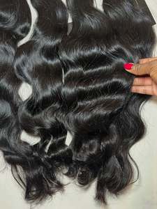 Extensions de <span class=keywords><strong>cheveux</strong></span> humains bruts indiens ondulés et <span class=keywords><strong>bouclés</strong></span> les plus vendues, 100 % naturels, <span class=keywords><strong>cheveux</strong></span> <span class=keywords><strong>bouclés</strong></span> vietnamiens et birmans, mèches de <span class=keywords><strong>cheveux</strong></span> non traités - Product Image 4