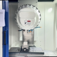 Centre de taraudage à broche BT30 à traitement rapide, vertical, robuste, en fonte, à performances stables, pour composants médicaux et automobiles