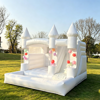 Château gonflable blanc avec toboggan, prix direct usine, vente en gros, idéal pour la location commerciale, les fêtes et les événements en extérieur