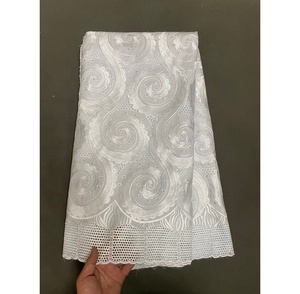 Tissu en dentelle jacquard brocart soluble dans l'eau 100% coton écologique de haute qualité pour robes de mariée et vêtements pour femmes - Product Image 1