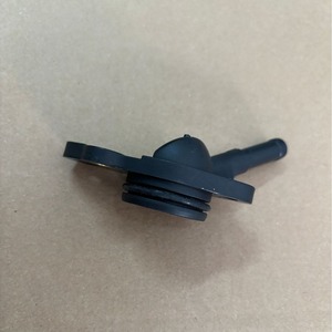 ข้อต่อท่อหล่อเย็นรถยนต์ Vw รุ่น 06K121132 สำหรับ Tiguan Touran Sharan Scirocco Golf Q7 - Product Image 3