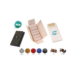 Set Trio di Cioccolatini con il Tuo Logo, Confezione Regalo per le Feste, Personalizzazione del Brand, Packaging Elegante - Product Image 1